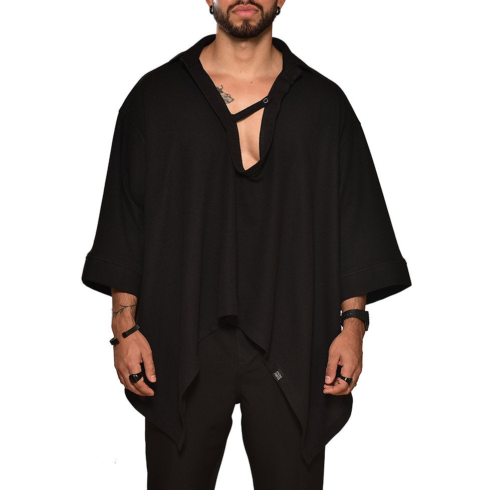 Oversized bat black shirt