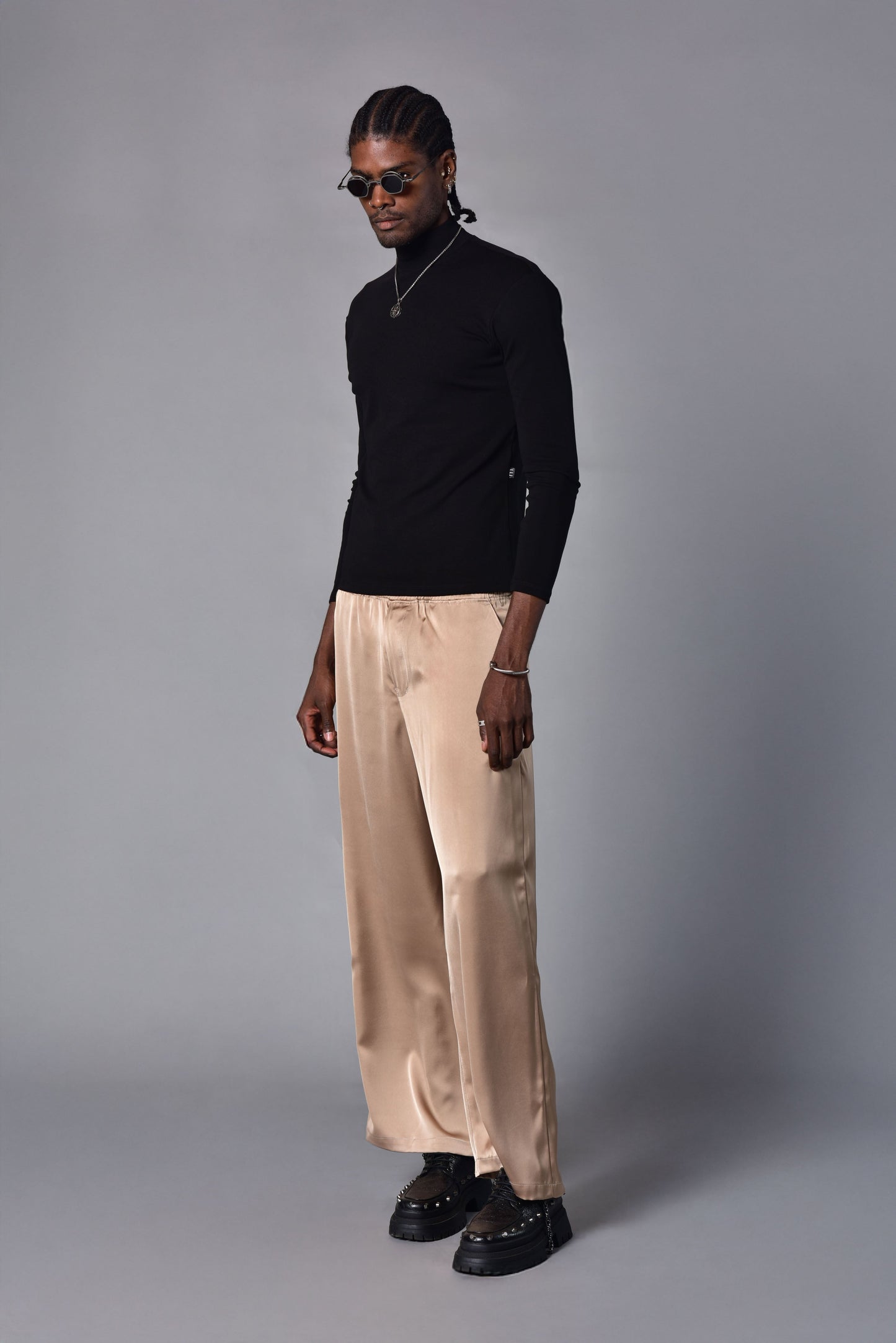 Slim fit turtleneck rib knit dress