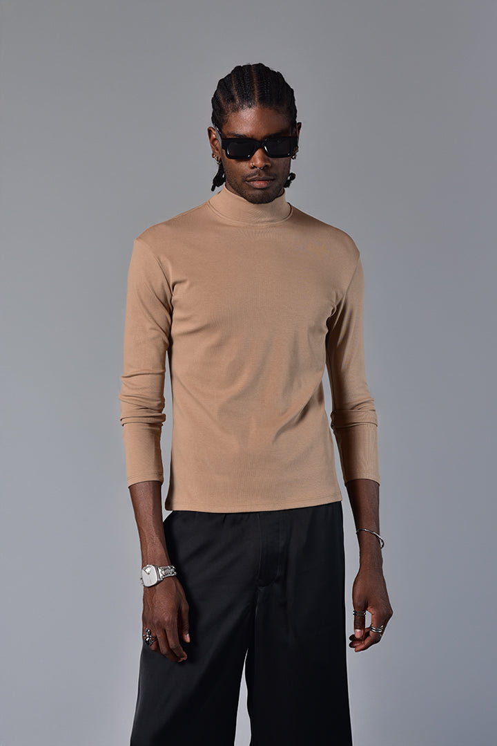 Slim fit turtleneck sweater in beige rib