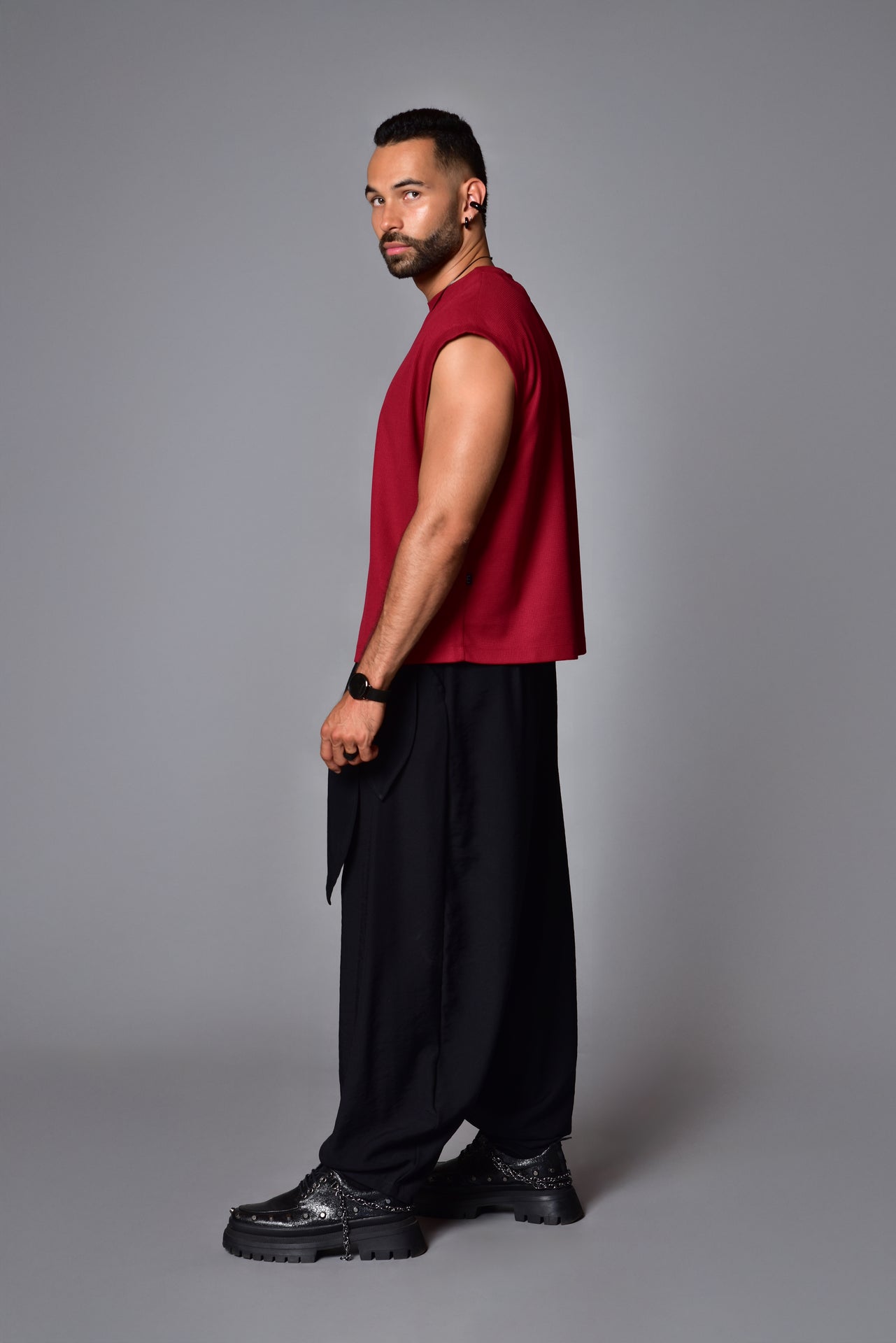 Burgundy triad sleeve t-shirt