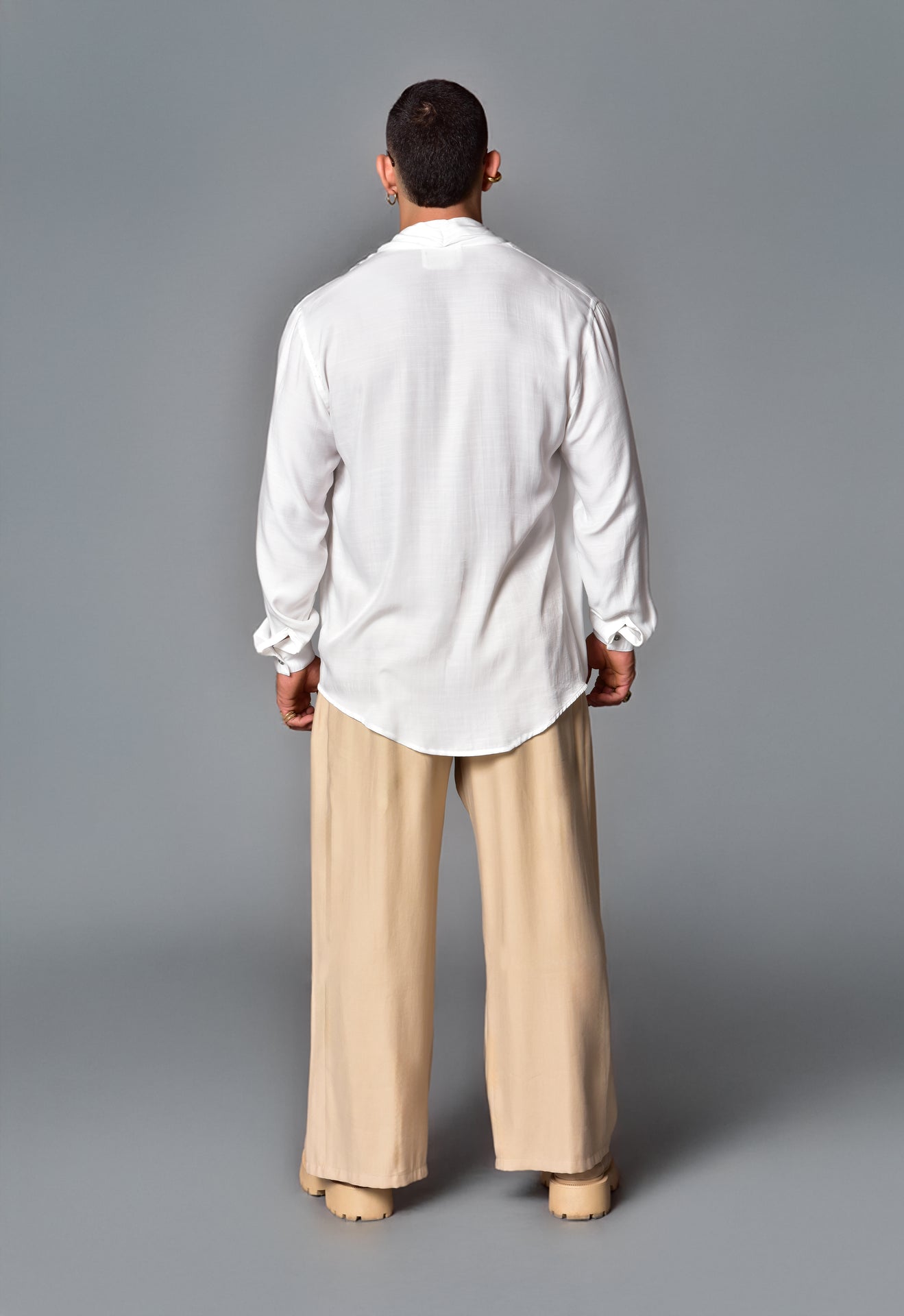 Long sleeve cross-neck shirt