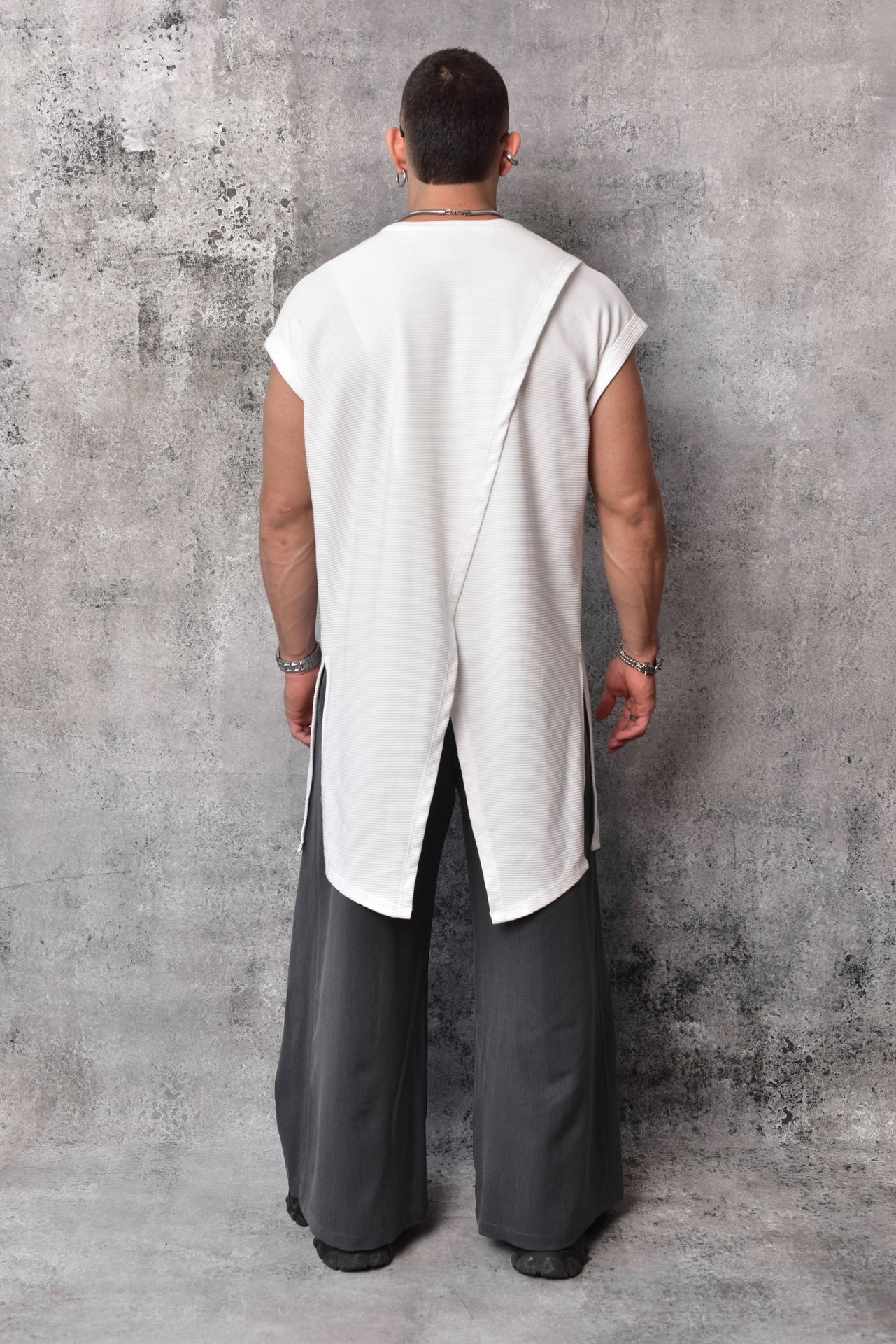 White asymmetric fighter t-Shirt
