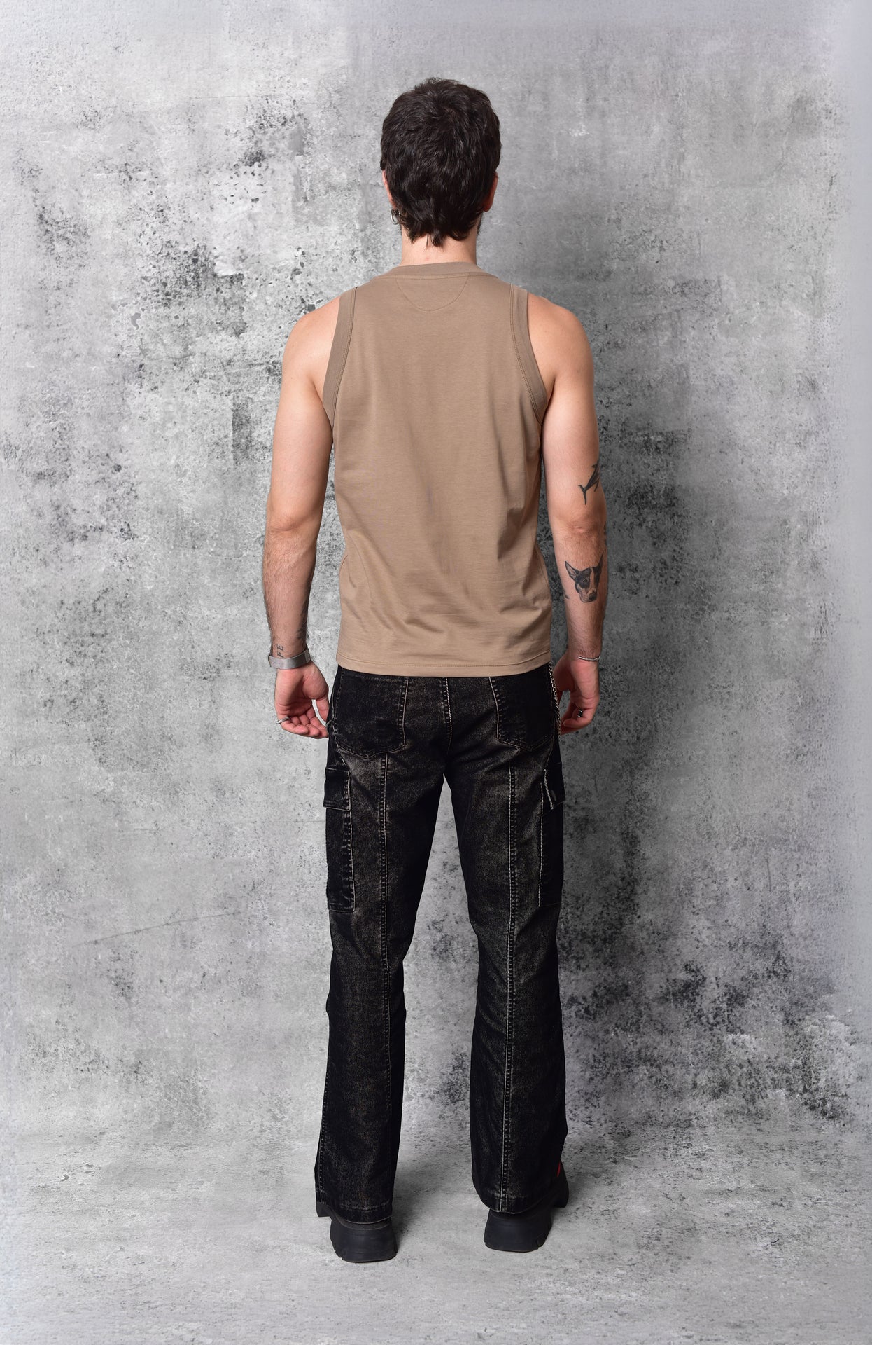 Beige sleeveless T-shirt