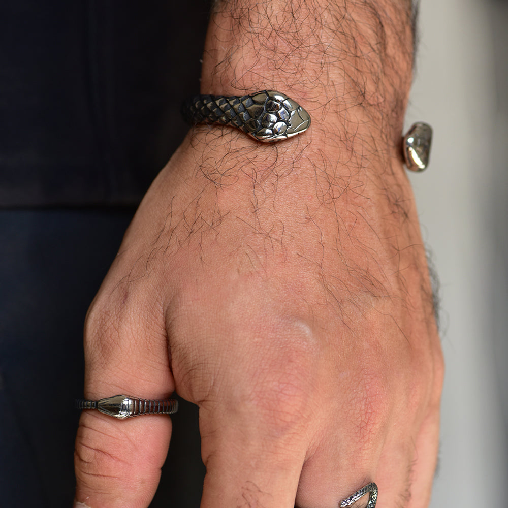 Silver boa bangle