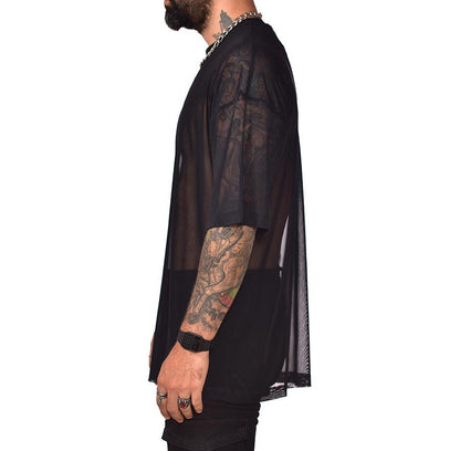 Camiseta negra transparente de corte cuadrado y ajuste extragrande