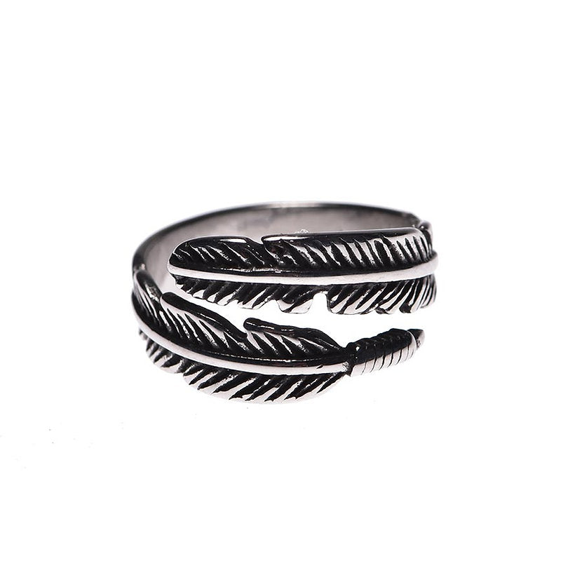 Twisted feather ring