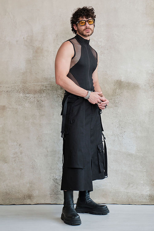 Body sleeveless with zipper in black