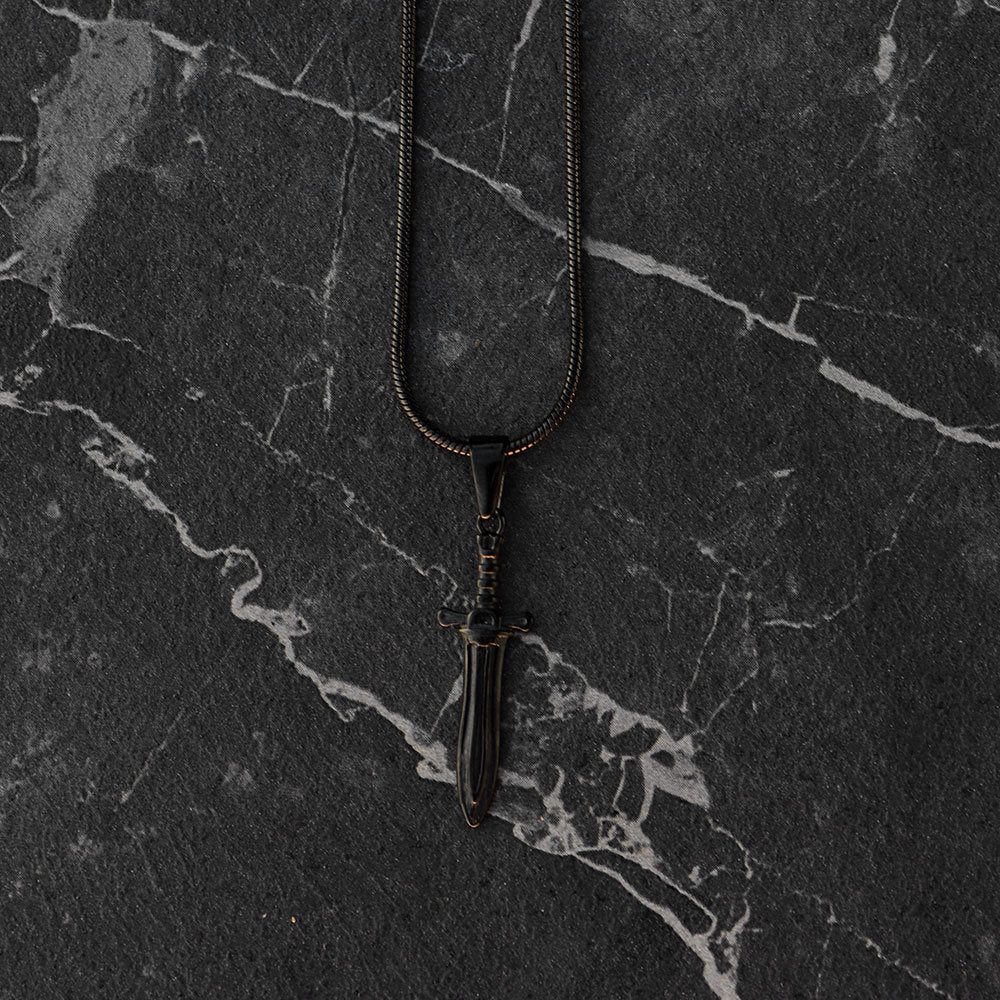Black knife necklace 60cm