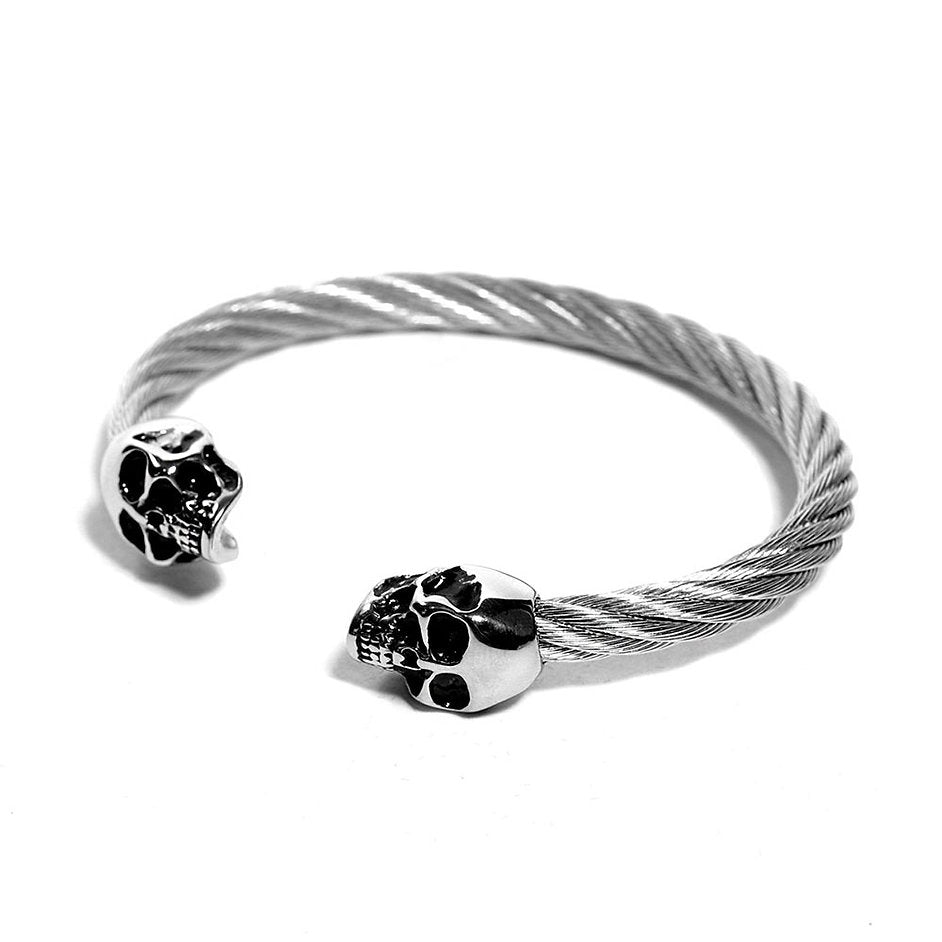 Skull bangle silver