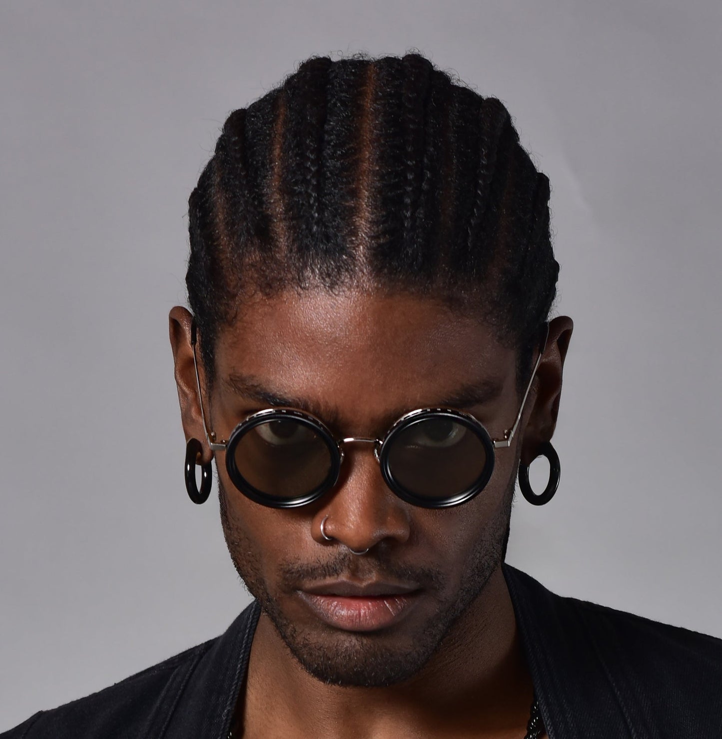 Photochrom black glasses