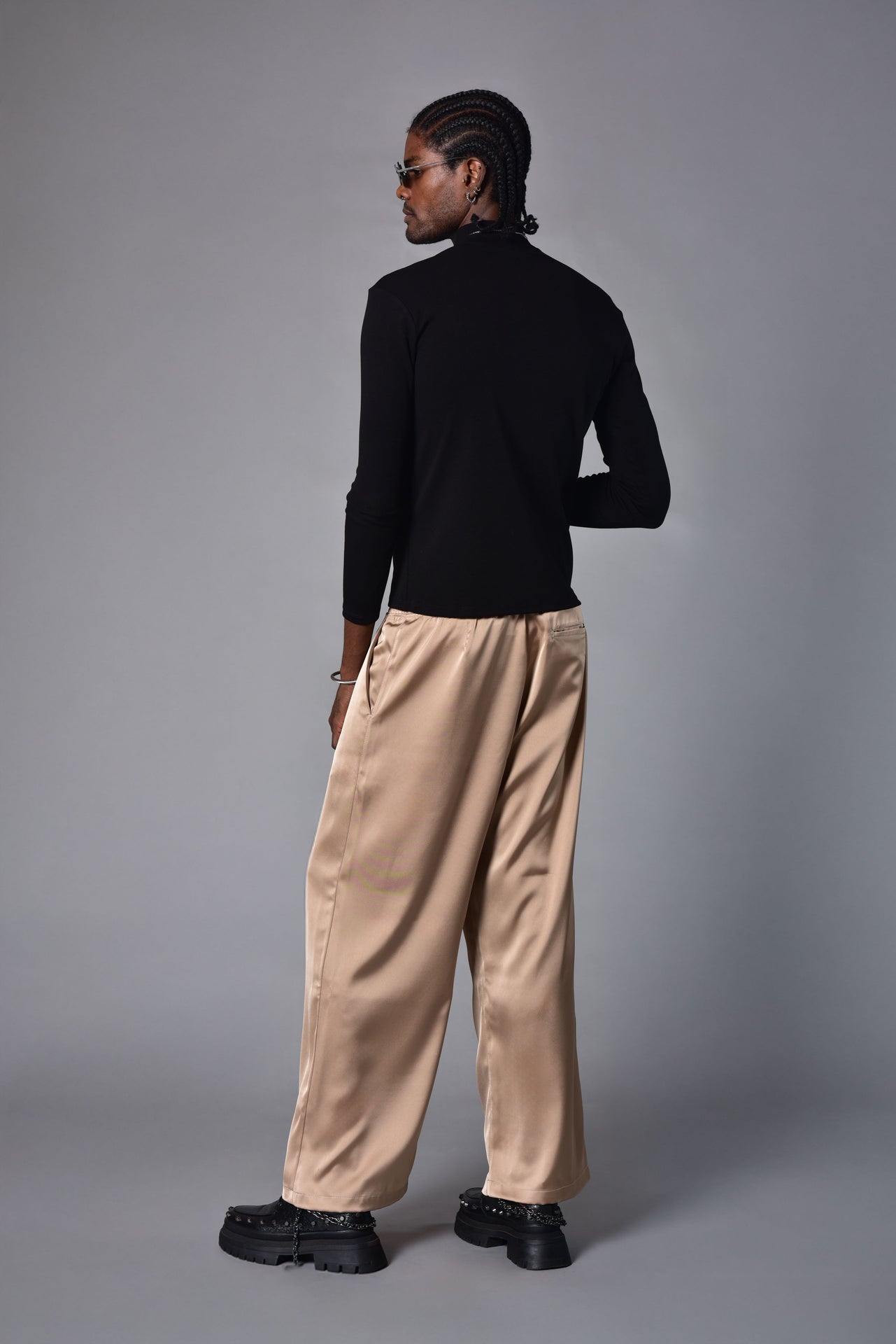 Slim fit turtleneck rib knit dress