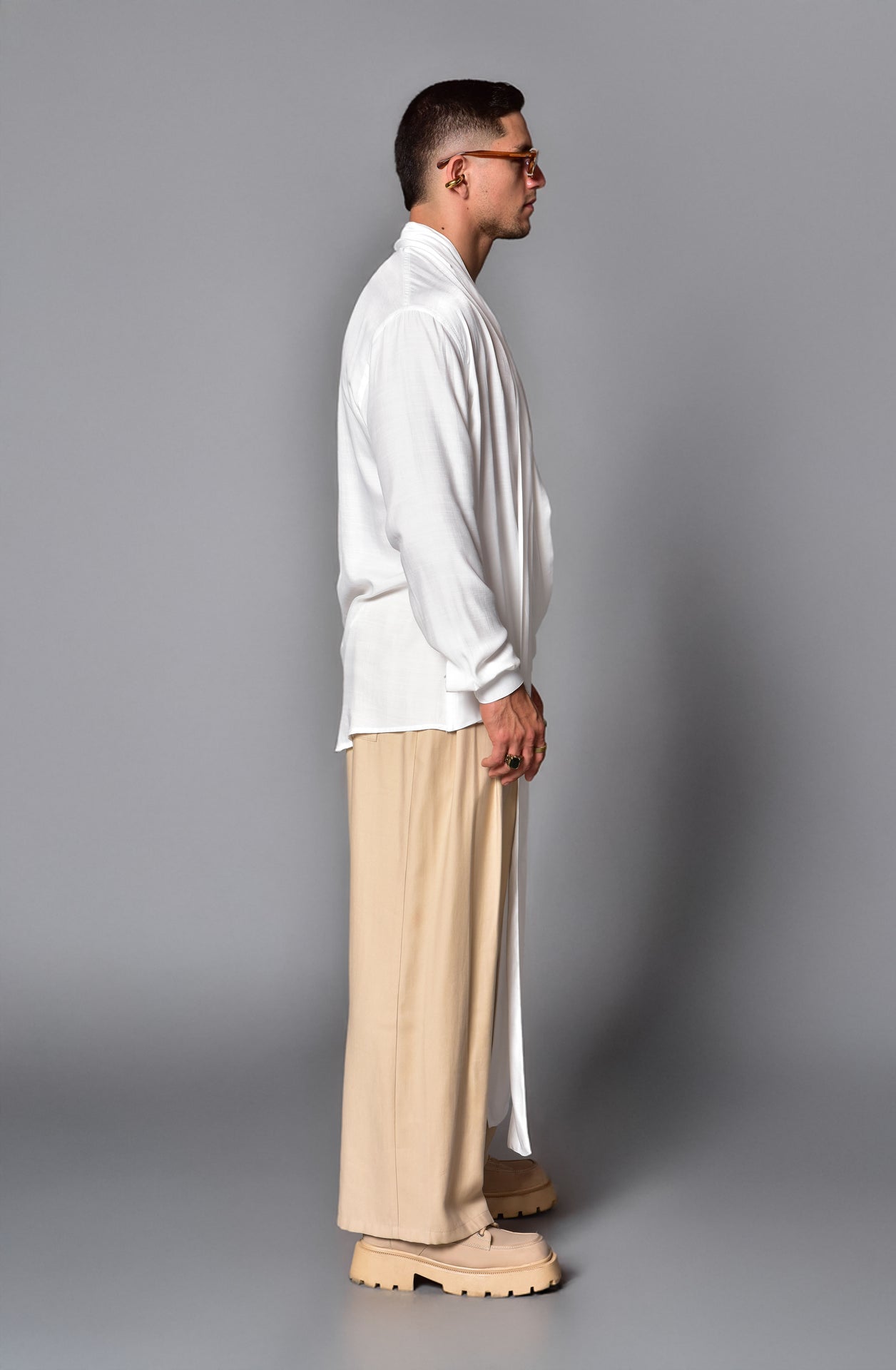 Long sleeve cross-neck shirt