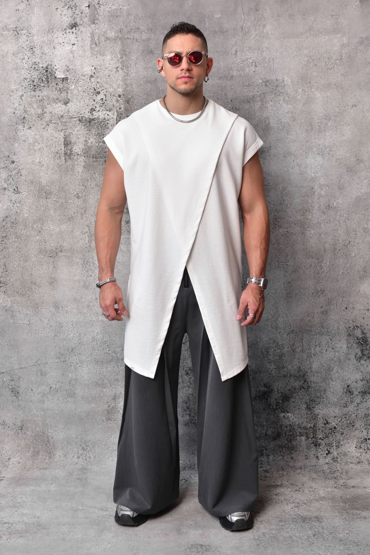 White asymmetric fighter t-Shirt