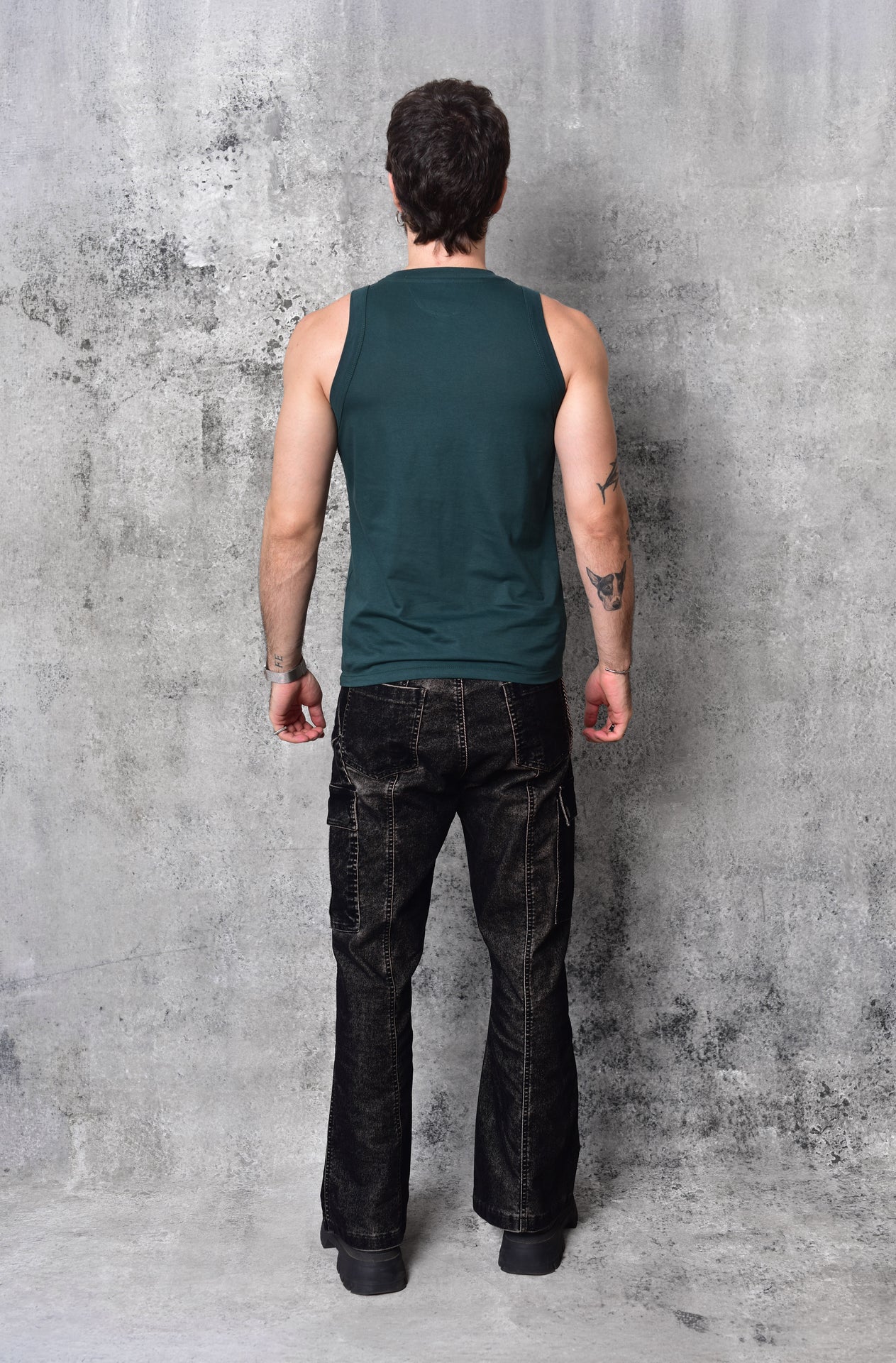 Emerald green sleeveless T-shirt