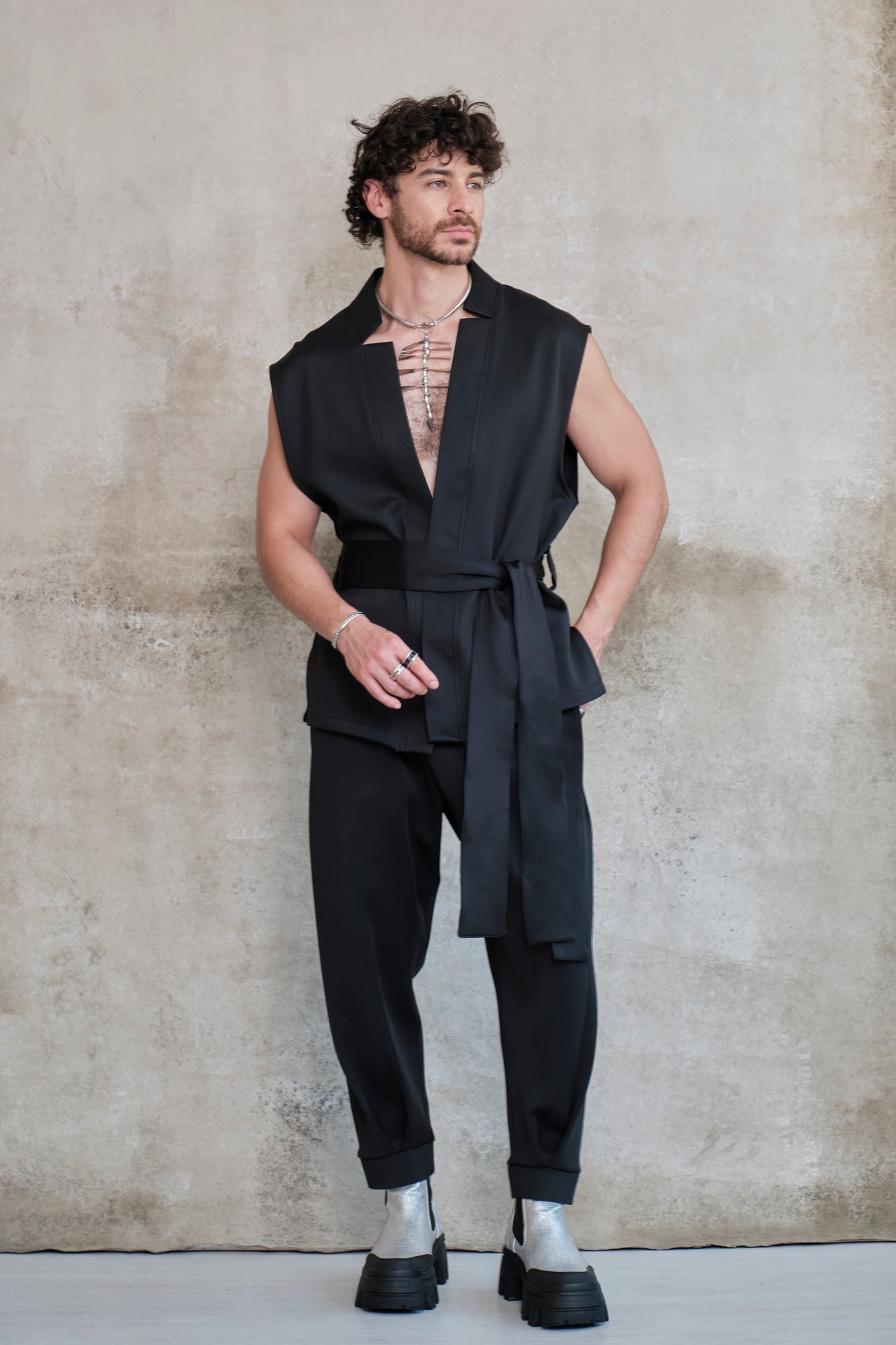 Black verushka kimono