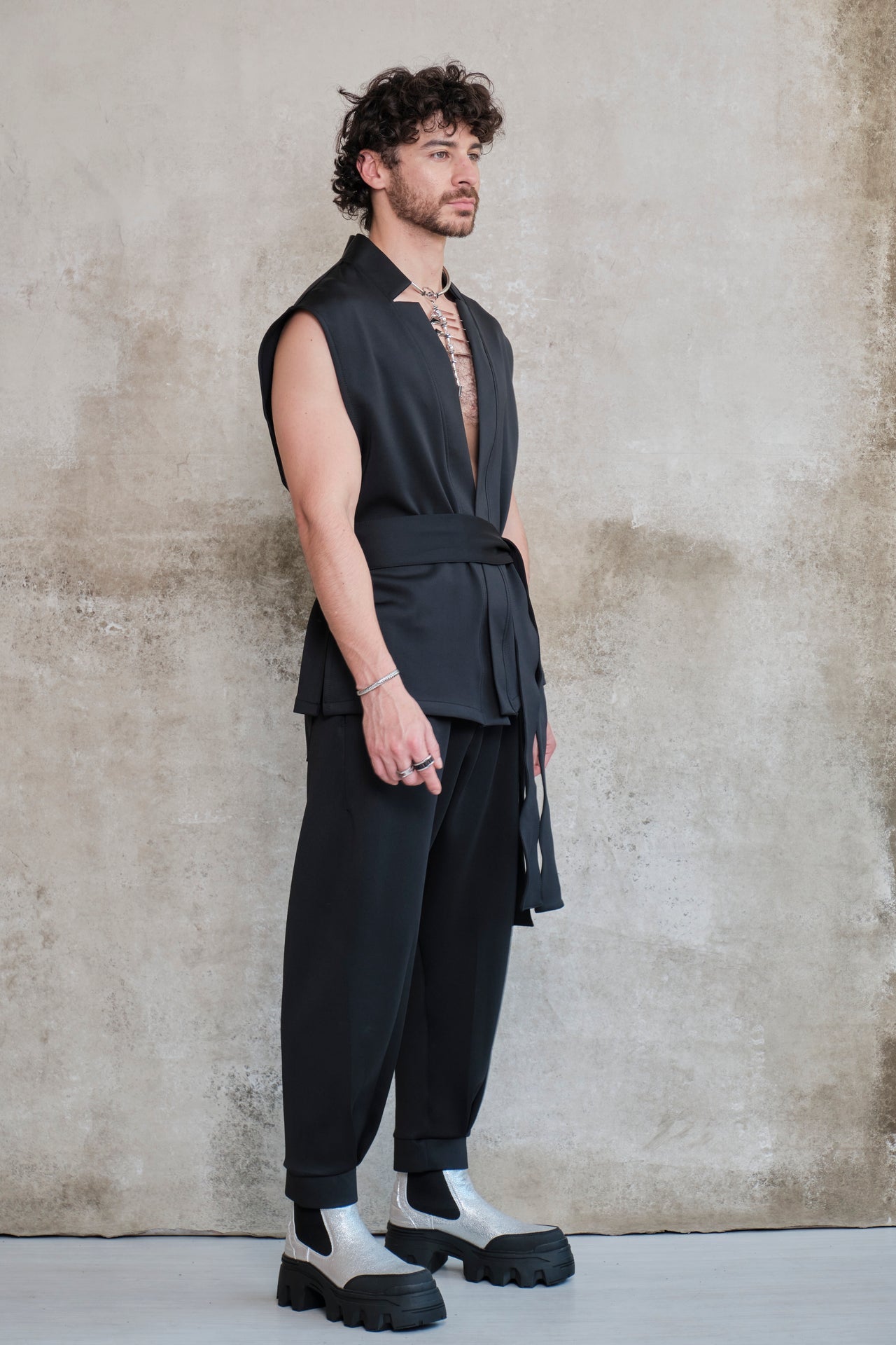 Black verushka kimono