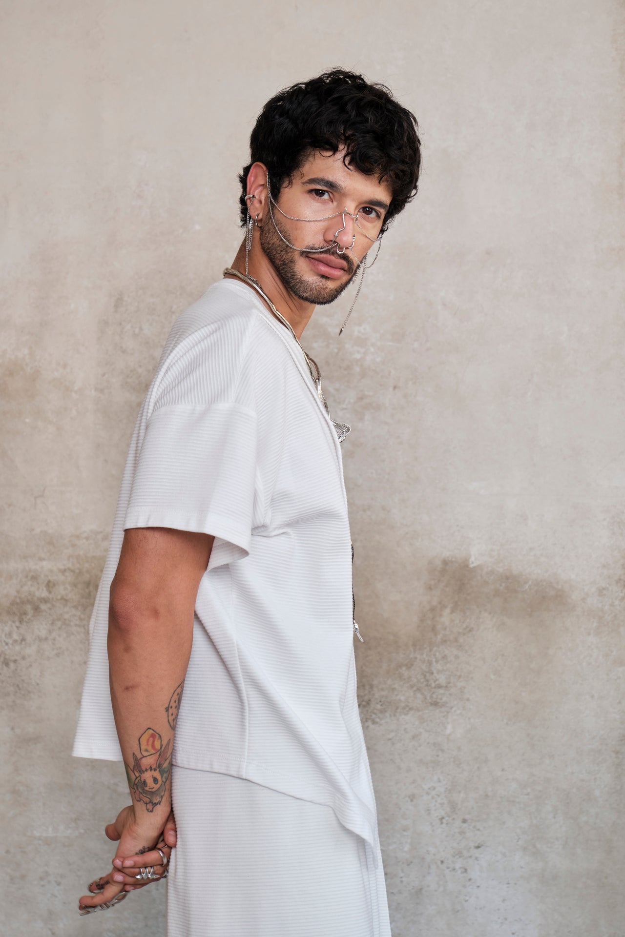 Fighter layering white t-shirt