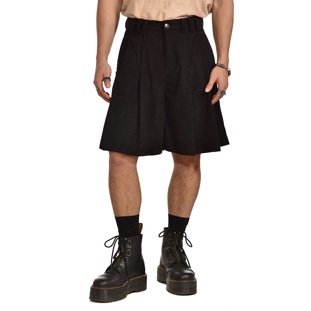 Black pleated skirt