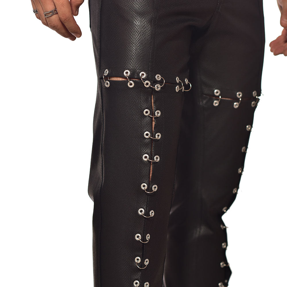 Tapered hoops pants with eyelets