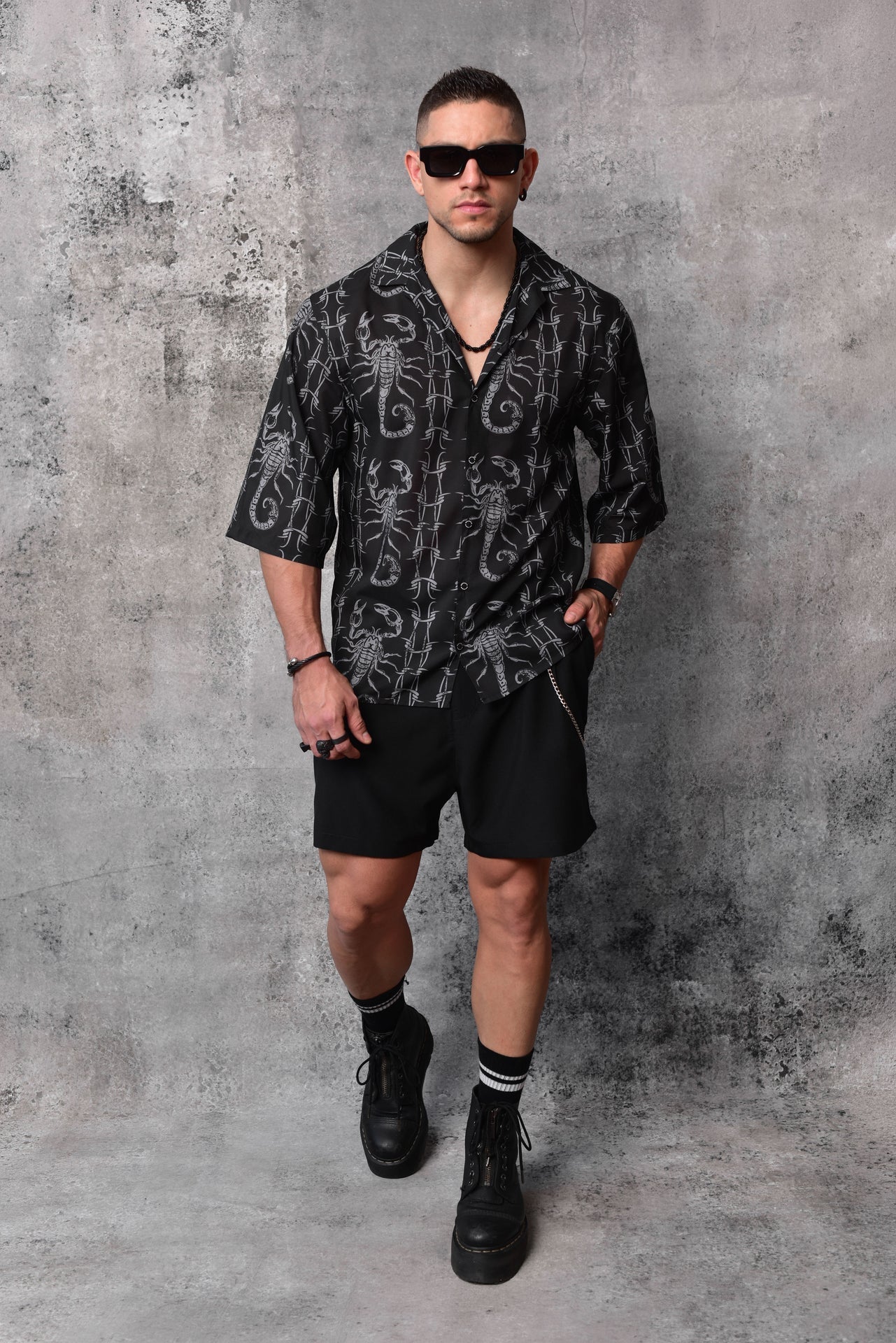 Scorpio Wire Black Boxy-Fit Shirt