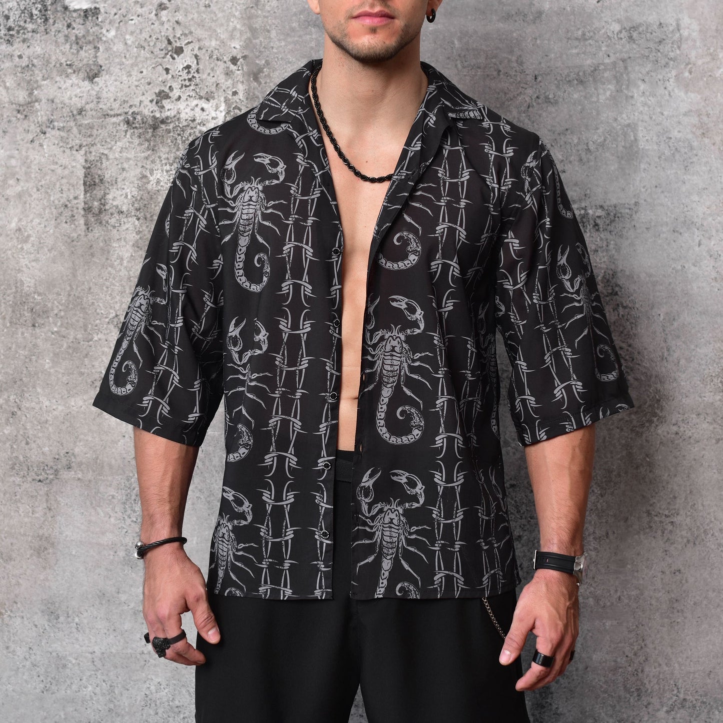 Scorpio Wire Black Boxy-Fit Shirt